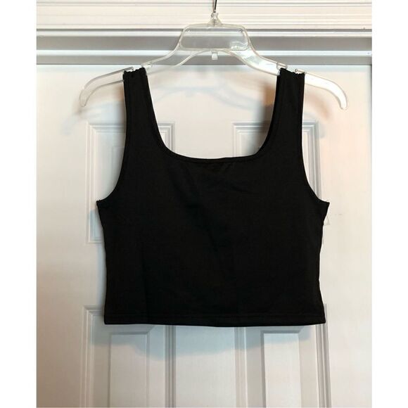 UNBRANDED - L Sz L Sleeveless Black Cropped Tank Top. (runs small). NWOT! - Picture 11 of 12
